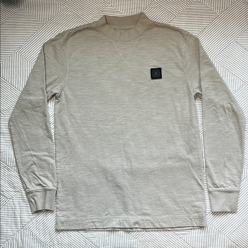 American Eagle Beige Long Sleeve Shirt
